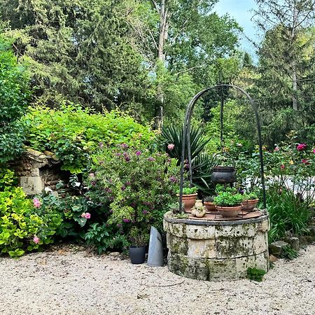 Mazet En Campagne Apartman Arles Kültér fotó